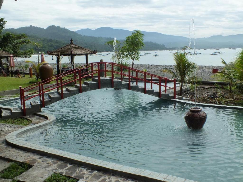 Ketapang Resort Karanghawu Extérieur photo