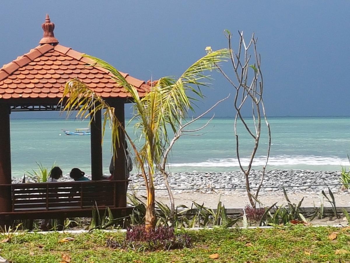Ketapang Resort Karanghawu Extérieur photo