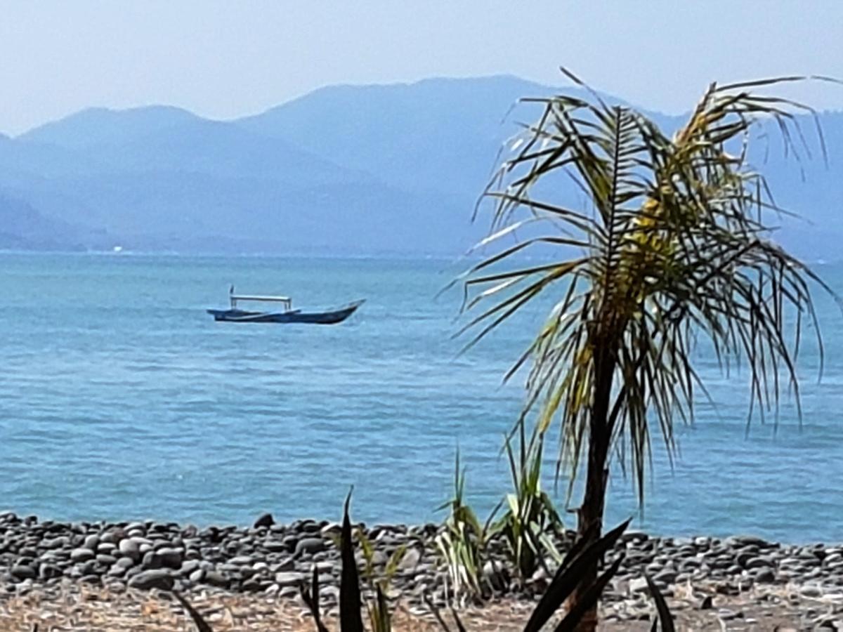 Ketapang Resort Karanghawu Extérieur photo