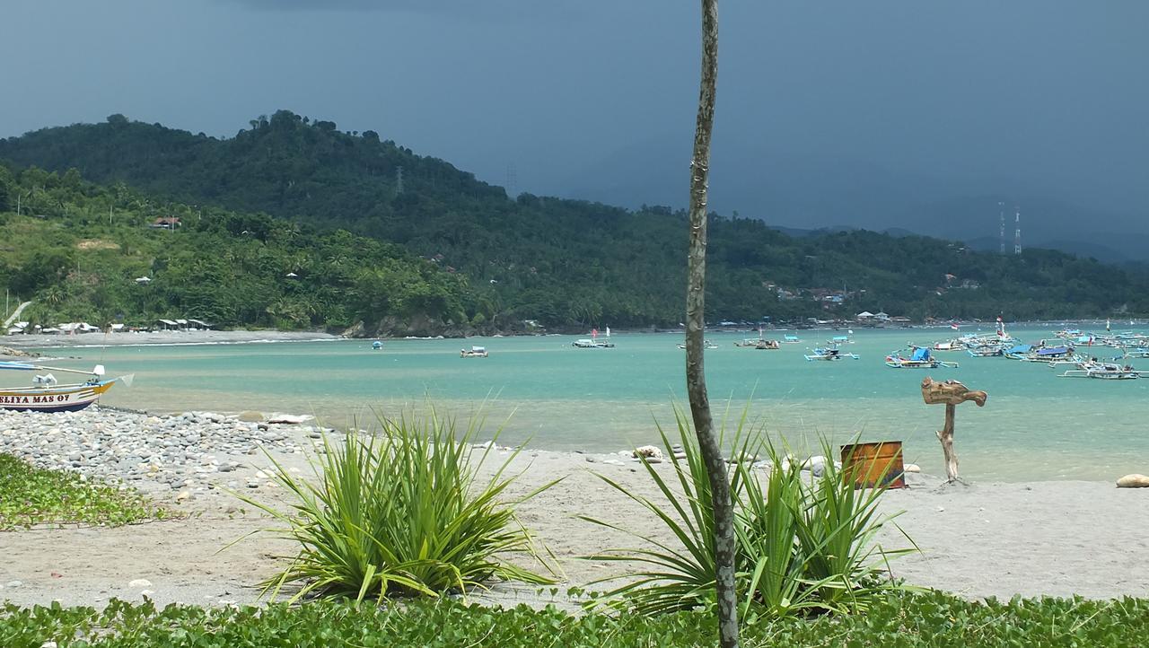 Ketapang Resort Karanghawu Extérieur photo
