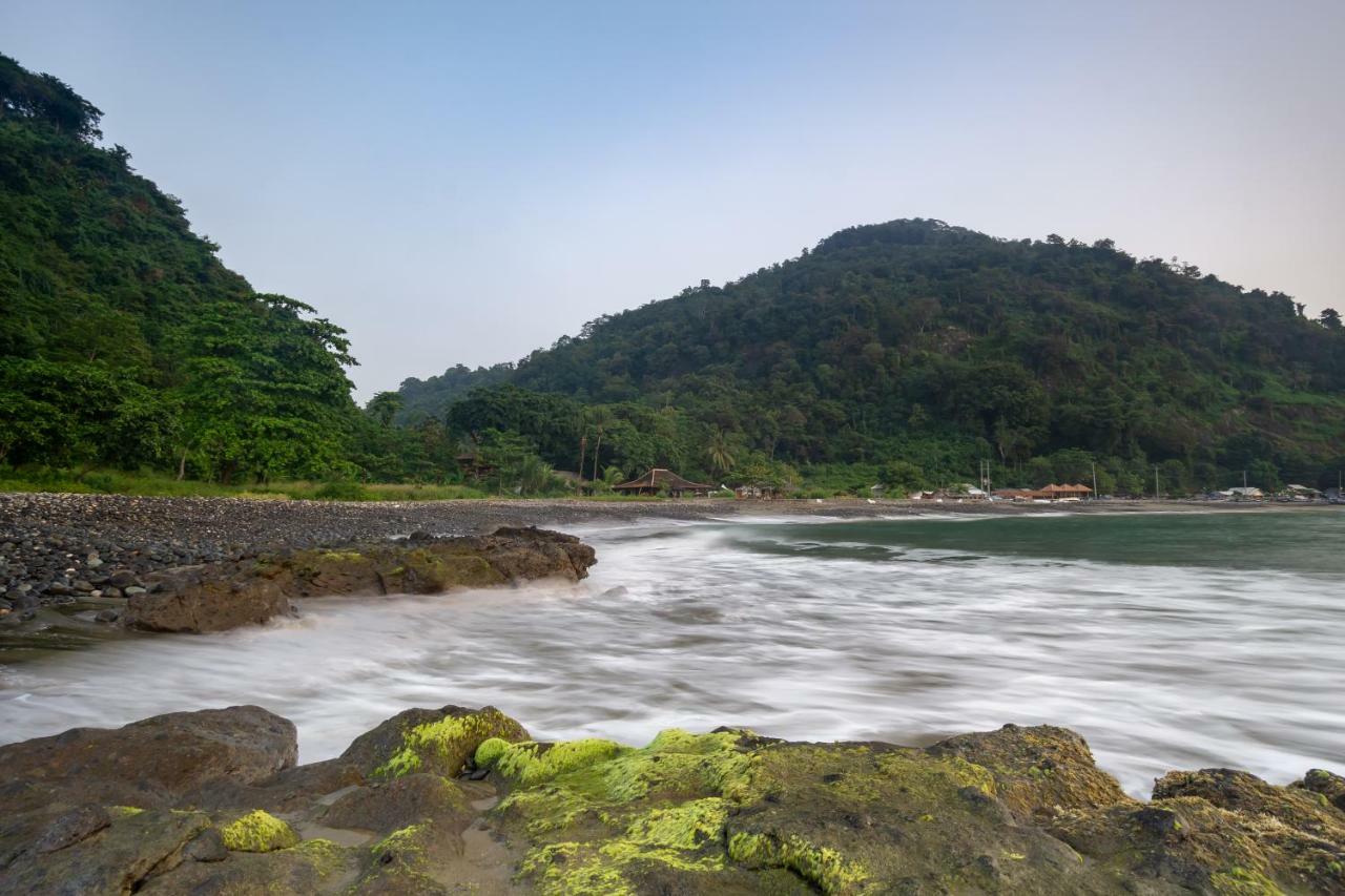 Ketapang Resort Karanghawu Extérieur photo